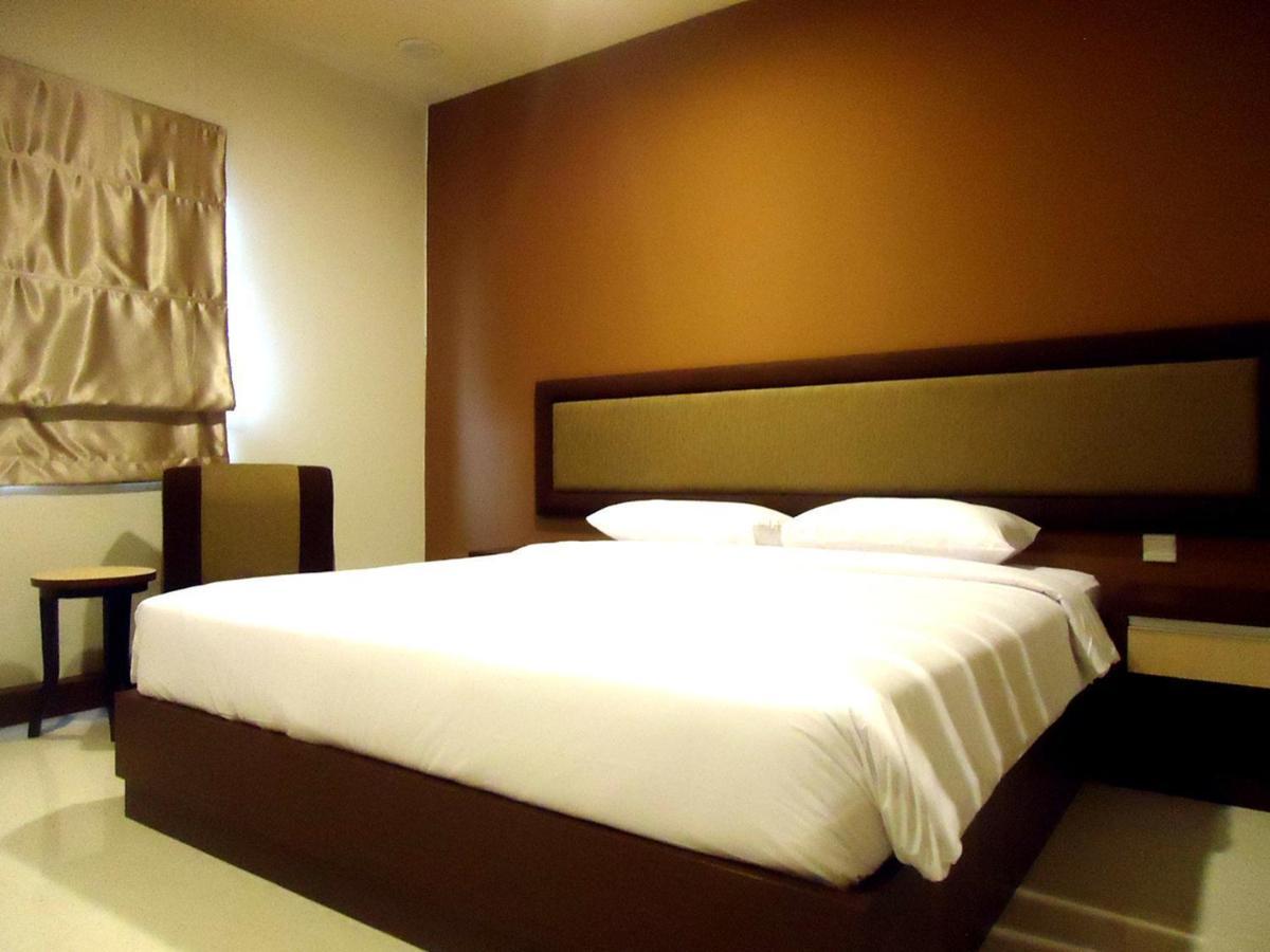 Hotel Olive Tangerang Ngoại thất bức ảnh