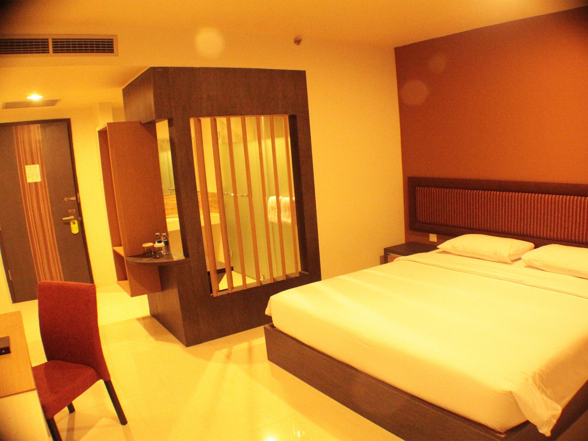 Hotel Olive Tangerang Ngoại thất bức ảnh